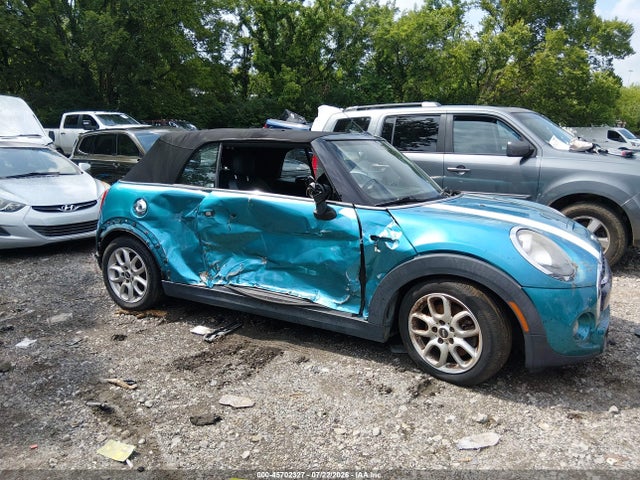Продаж на аукціоні авто 2017 Mini Convertible Cooper S, vin: WMWWG9C55H3C80574, номер лоту: 45702327