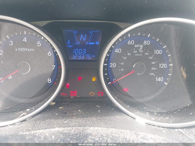 2015 Hyundai Tucson Gls მანქანა იყიდება აუქციონზე, vin: KM8JT3AF5FU008317, აუქციონის ნომერი: 45702363