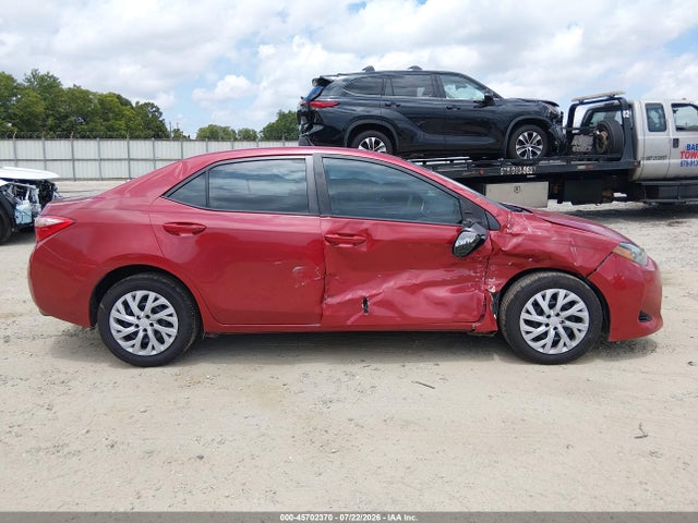 Продажа на аукционе авто 2018 Toyota Corolla Le, vin: 5YFBURHE6JP812041, номер лота: 45702370