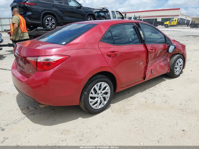Продажа на аукционе авто 2018 Toyota Corolla Le, vin: 5YFBURHE6JP812041, номер лота: 45702370