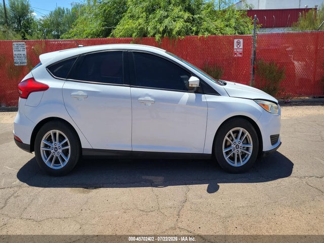 Ford FOCUS SE 2017 1FADP3K20HL299809 Image 13