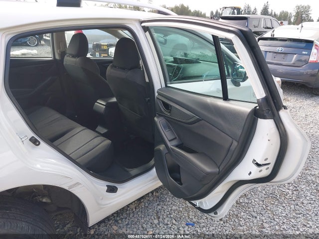 4S3GTAD6XM3717102 Subaru Impreza Premium 5-door