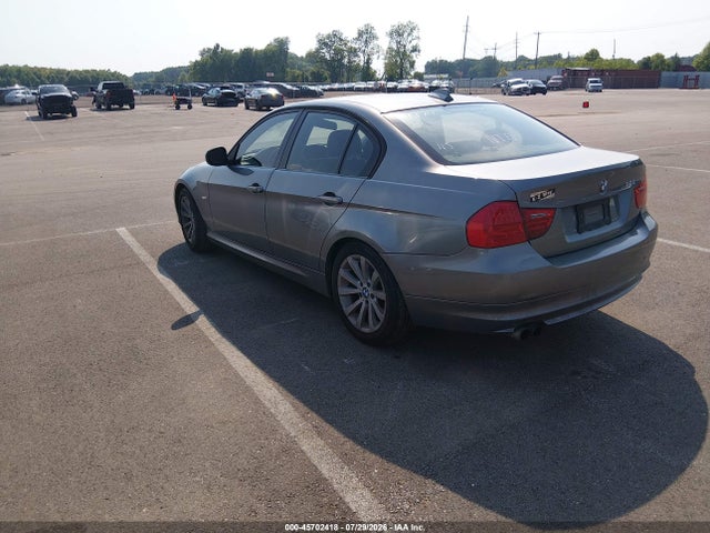 Продажа на аукционе авто 2011 Bmw 328i, vin: WBAPH7C50BE461712, номер лота: 45702418