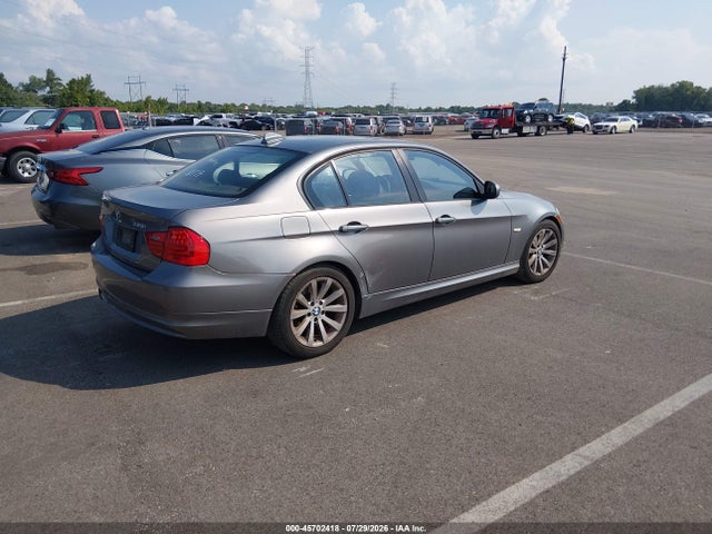 Продажа на аукционе авто 2011 Bmw 328i, vin: WBAPH7C50BE461712, номер лота: 45702418