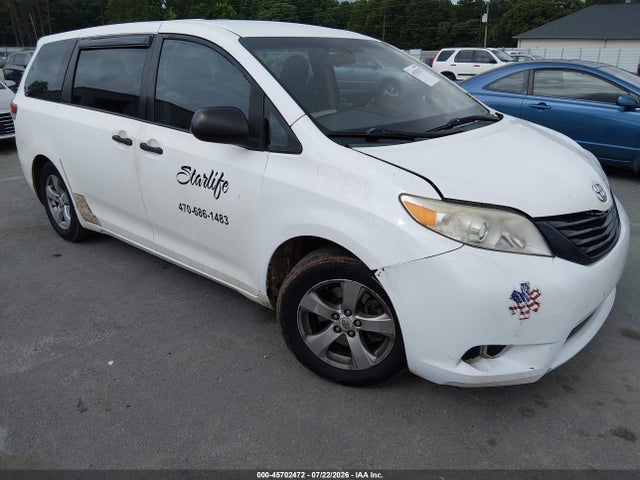 45702472 :رقم المزاد ، 5TDZK3DC2BS063172 vin ، 2011 Toyota Sienna Base V6 مزاد بيع