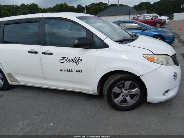 45702472 :رقم المزاد ، 5TDZK3DC2BS063172 vin ، 2011 Toyota Sienna Base V6 مزاد بيع