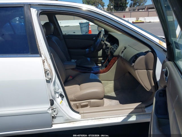 45702524 :رقم المزاد ، 19UUA5669YA008841 vin ، 2000 Acura Tl 3.2 مزاد بيع