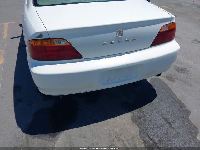 45702524 :رقم المزاد ، 19UUA5669YA008841 vin ، 2000 Acura Tl 3.2 مزاد بيع