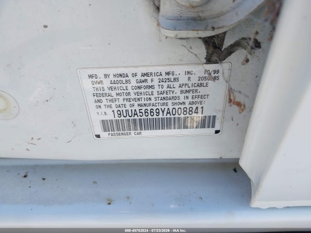 45702524 :رقم المزاد ، 19UUA5669YA008841 vin ، 2000 Acura Tl 3.2 مزاد بيع