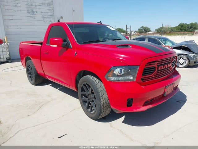 45702544 :رقم المزاد ، 3C6JR6CT1HG794704 vin ، 2017 Ram 1500 Night  4x2 6'4 Box مزاد بيع