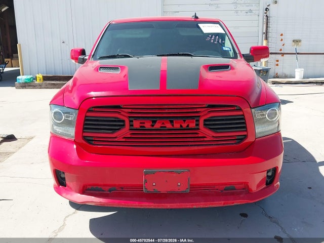45702544 :رقم المزاد ، 3C6JR6CT1HG794704 vin ، 2017 Ram 1500 Night  4x2 6'4 Box مزاد بيع