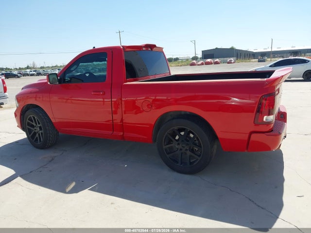 45702544 :رقم المزاد ، 3C6JR6CT1HG794704 vin ، 2017 Ram 1500 Night  4x2 6'4 Box مزاد بيع