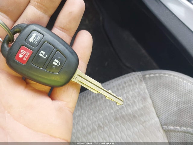 Продажа на аукционе авто 2014 Toyota Corolla Le, vin: 2T1BURHE0EC218079, номер лота: 45702666