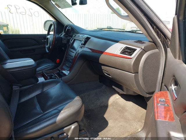 Aukcja sprzedaży 2010 Cadillac Escalade Luxury, vin: 1GYUKBEF7AR150831, numer aukcji: 45702693