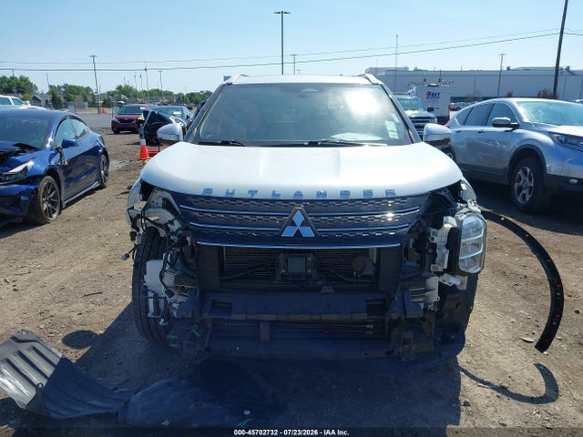 Продаж на аукціоні авто 2022 Mitsubishi Outlander Sel 2.5 S-awc/sel Launch Edition S-awc/sel Special Edition S-awc, vin: JA4J4VA89NZ013613, номер лоту: 45702732