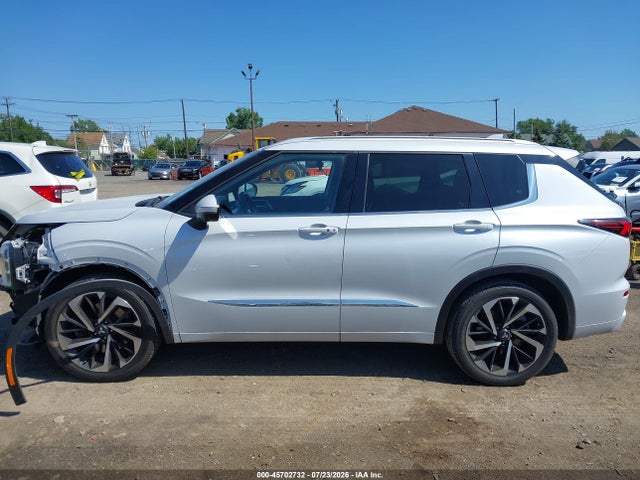 Продаж на аукціоні авто 2022 Mitsubishi Outlander Sel 2.5 S-awc/sel Launch Edition S-awc/sel Special Edition S-awc, vin: JA4J4VA89NZ013613, номер лоту: 45702732