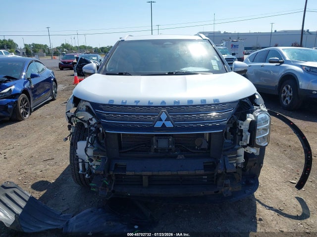 Продаж на аукціоні авто 2022 Mitsubishi Outlander Sel 2.5 S-awc/sel Launch Edition S-awc/sel Special Edition S-awc, vin: JA4J4VA89NZ013613, номер лоту: 45702732