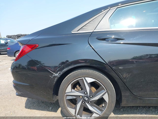 5NPLP4AG7PH105630 Hyundai Elantra Limited