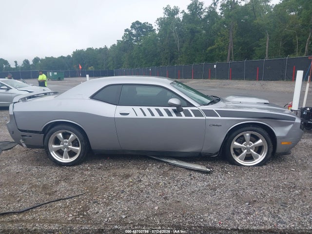 45702786 :رقم المزاد ، 2C3CDYBT3DH629281 vin ، 2013 Dodge Challenger R/t مزاد بيع