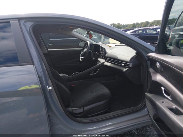 45702840 :رقم المزاد ، KMHLL4AGXNU308599 vin ، 2022 Hyundai Elantra Se مزاد بيع