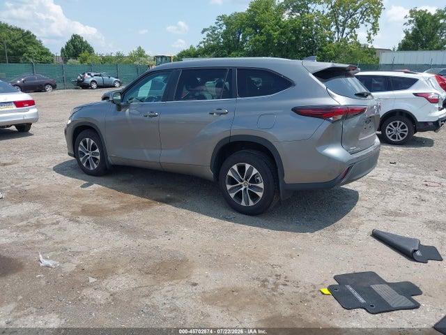 5TDKBRCH1TS703178 Toyota Highlander Hybrid Xle