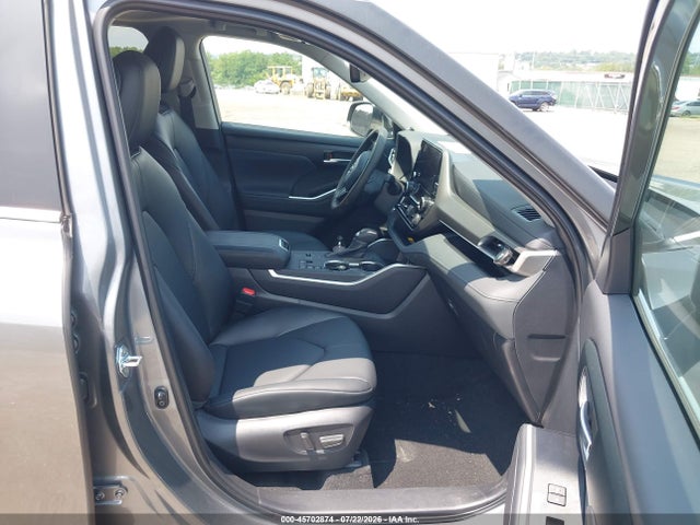 5TDKBRCH1TS703178 Toyota Highlander Hybrid Xle