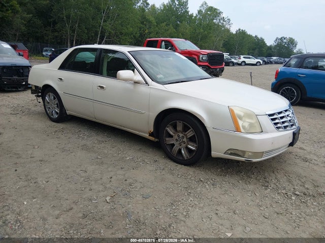 2010 Cadillac Dts 1se მანქანა იყიდება აუქციონზე, vin: 1G6KP5E97AU127186, აუქციონის ნომერი: 45702875