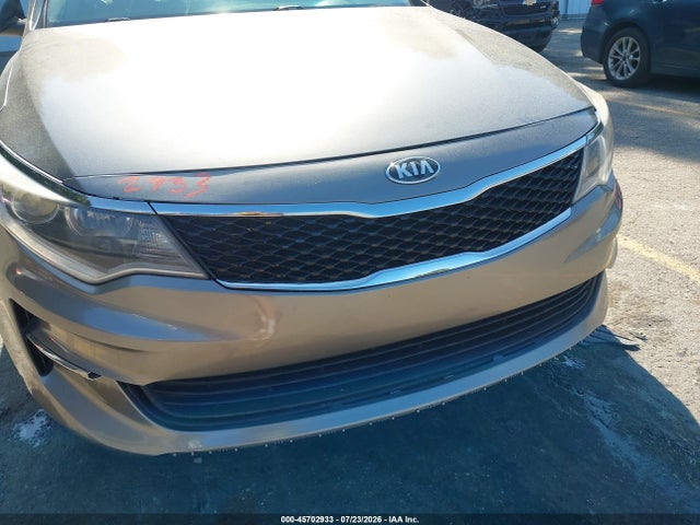 Продаж на аукціоні авто 2018 Kia Optima Lx, vin: 5XXGT4L30JG182799, номер лоту: 45702933