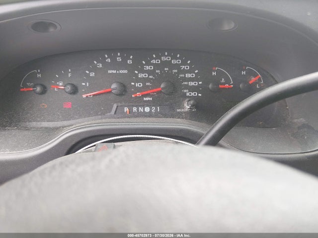 Продажа на аукционе авто 2005 Ford E-350 Super Duty Xl/xlt, vin: 1FBSS31L75HA98194, номер лота: 45702973