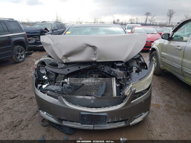 45702990 :رقم المزاد ، 1G4GC5EG4AF204321 vin ، 2010 Buick Lacrosse Cxl مزاد بيع