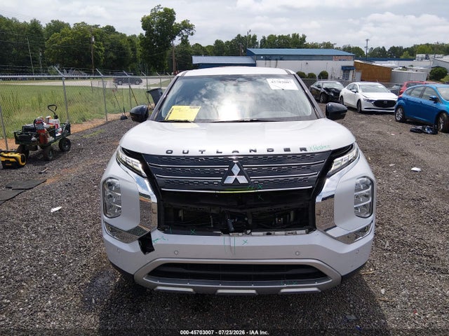2022 Mitsubishi Outlander Black Edition 2wd/se 2.5 2wd/se Launch Edition 2wd მანქანა იყიდება აუქციონზე, vin: JA4J3UA88NZ010683, აუქციონის ნომერი: 45703007