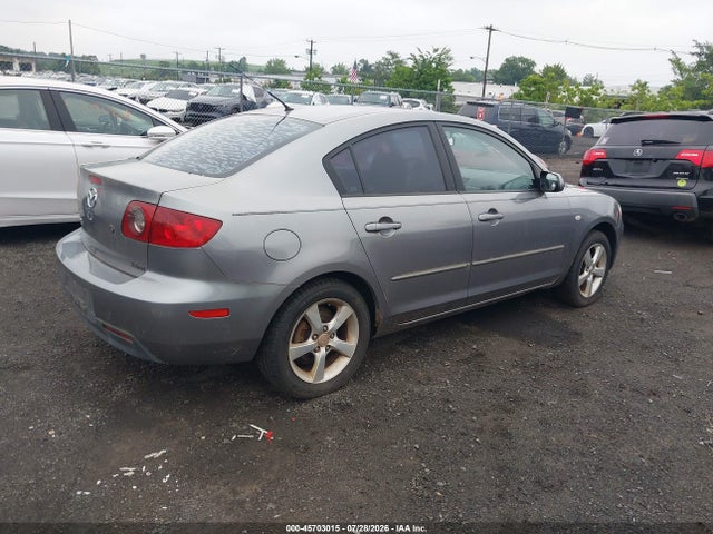 2005 Mazda Mazda3 I მანქანა იყიდება აუქციონზე, vin: JM1BK32F051349022, აუქციონის ნომერი: 45703015