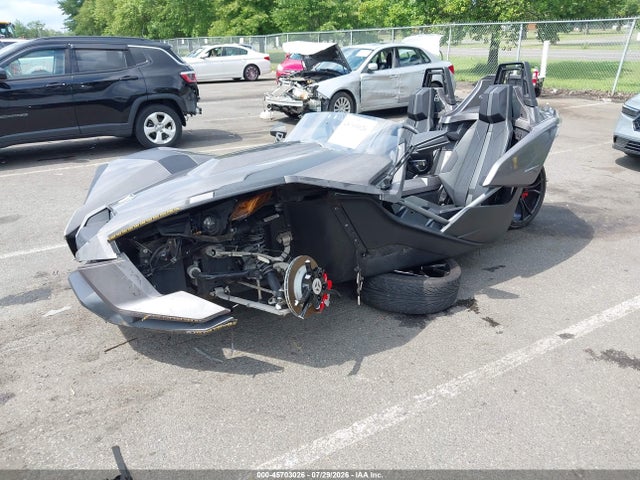 Polaris Slingshot 2015 57XAASFA4F5103177 Image 2