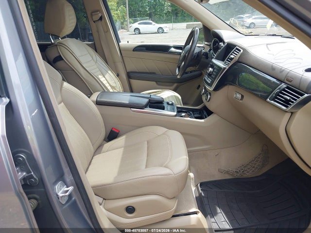 2015 Mercedes-benz Gl 450 4matic მანქანა იყიდება აუქციონზე, vin: 4JGDF6EE3FA573044, აუქციონის ნომერი: 45703057