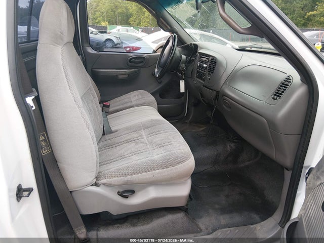 Продажа на аукционе авто 2002 Ford F-150 Xl/xlt, vin: 1FTRF17L52NA68957, номер лота: 45703118