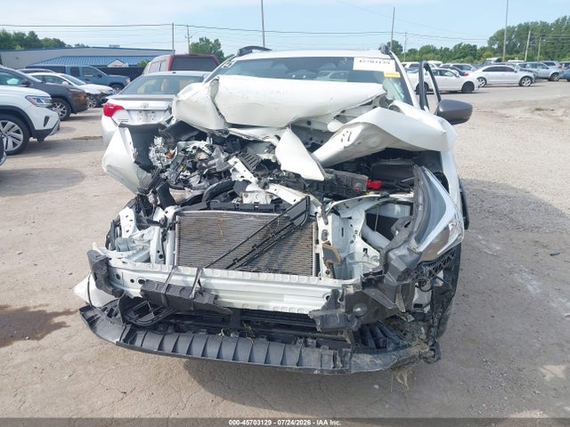 Продаж на аукціоні авто 2024 Subaru Crosstrek Premium, vin: JF2GUADCXR8330175, номер лоту: 45703129