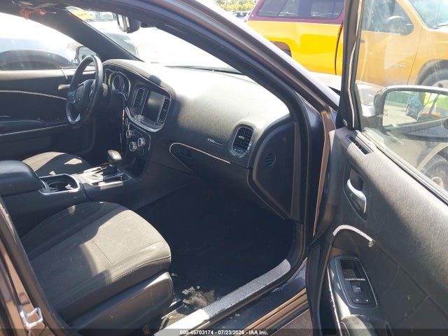 Продажа на аукционе авто 2015 Dodge Charger Sxt, vin: 2C3CDXJG0FH817712, номер лота: 45703174