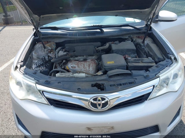 2012 Toyota Camry Le მანქანა იყიდება აუქციონზე, vin: 4T1BF1FK3CU081798, აუქციონის ნომერი: 45703214