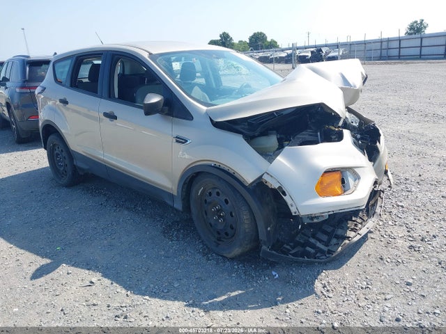 2018 Ford Escape S მანქანა იყიდება აუქციონზე, vin: 1FMCU0F79JUA16922, აუქციონის ნომერი: 45703218