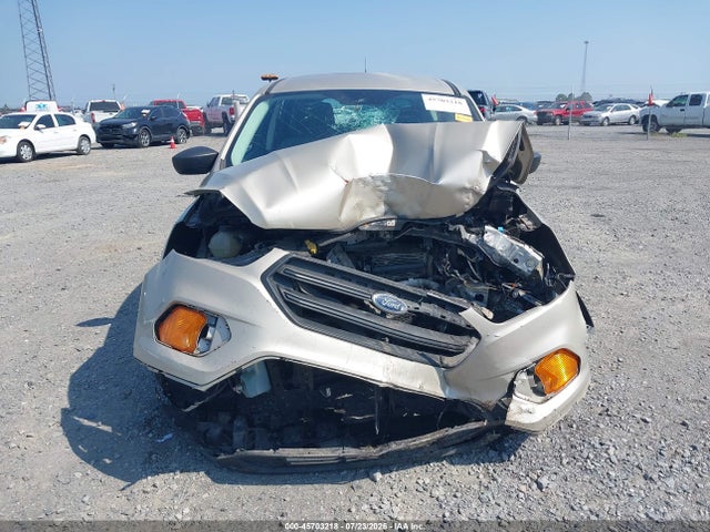 2018 Ford Escape S მანქანა იყიდება აუქციონზე, vin: 1FMCU0F79JUA16922, აუქციონის ნომერი: 45703218