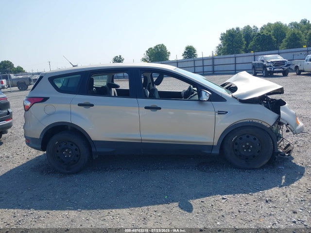 2018 Ford Escape S მანქანა იყიდება აუქციონზე, vin: 1FMCU0F79JUA16922, აუქციონის ნომერი: 45703218