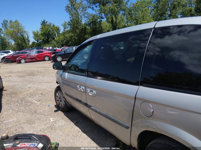 45703236 :رقم المزاد ، 1A4GJ45R57B154870 vin ، 2007 Chrysler Town & Country مزاد بيع
