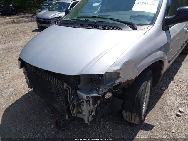 45703236 :رقم المزاد ، 1A4GJ45R57B154870 vin ، 2007 Chrysler Town & Country مزاد بيع