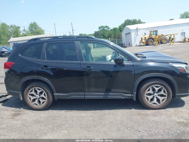 45703248 :رقم المزاد ، JF2SKAJC7MH465725 vin ، 2021 Subaru Forester Premium مزاد بيع