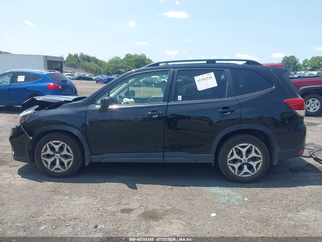 45703248 :رقم المزاد ، JF2SKAJC7MH465725 vin ، 2021 Subaru Forester Premium مزاد بيع