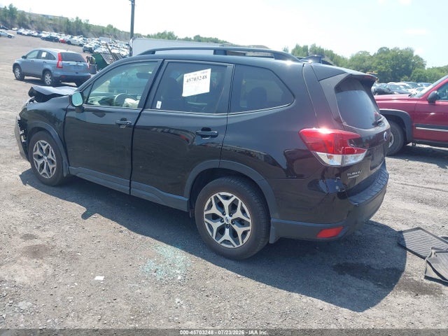 45703248 :رقم المزاد ، JF2SKAJC7MH465725 vin ، 2021 Subaru Forester Premium مزاد بيع