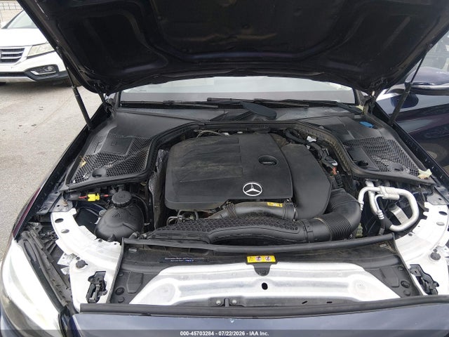 45703284 :رقم المزاد ، 55SWF8DB3KU301741 vin ، 2019 Mercedes-benz C 300 مزاد بيع