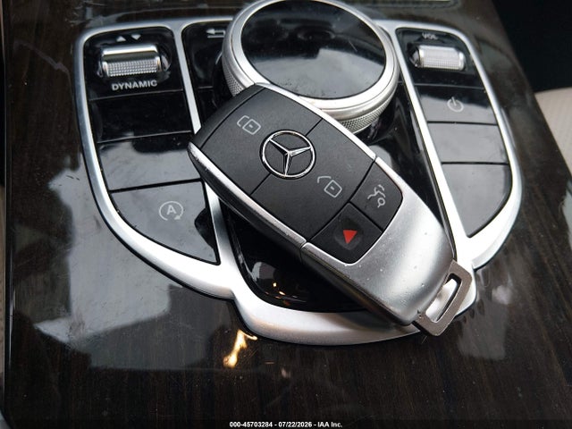 45703284 :رقم المزاد ، 55SWF8DB3KU301741 vin ، 2019 Mercedes-benz C 300 مزاد بيع