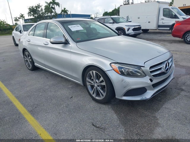 Продаж на аукціоні авто 2017 Mercedes-benz C 300, vin: 55SWF4JB6HU184145, номер лоту: 45703380