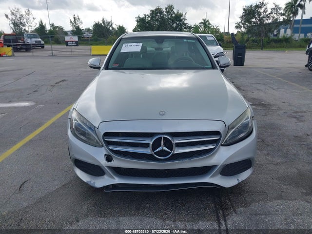Aukcja sprzedaży 2017 Mercedes-benz C 300, vin: 55SWF4JB6HU184145, numer aukcji: 45703380